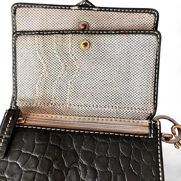 DOONEY & BOURKE Vntage Compact Fold Leather Croc Embossed Wristlet Wallet - Picture 5 of 8